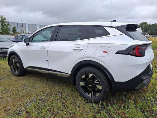 2026 Kia Sportage LX