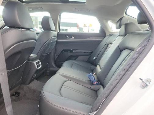 2025 Kia K5 EX
