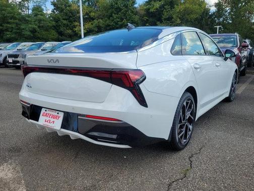 2025 Kia K5 EX