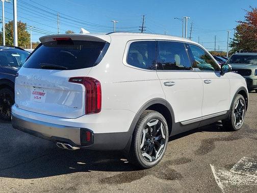 2025 Kia Telluride S
