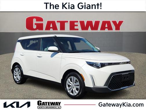 2023 Kia Soul LX