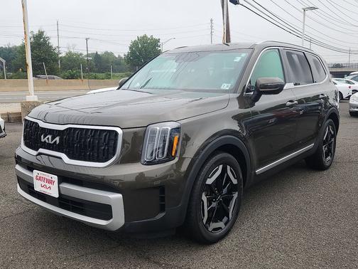 Moss 2024 Kia Telluride EX