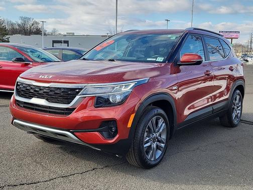 2022 Kia Seltos S