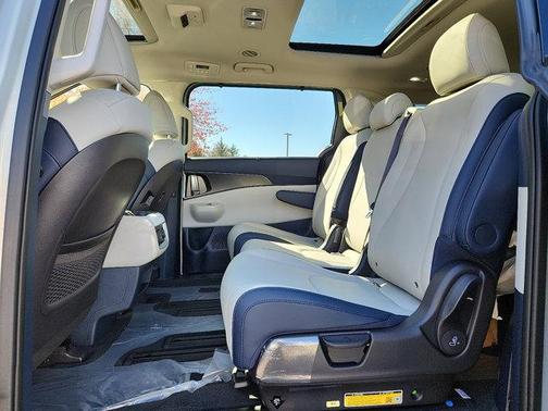 2026 Kia Carnival Hybrid 