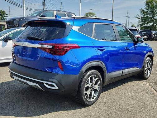 2022 Kia Seltos EX