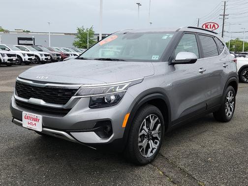 2023 Kia Seltos EX