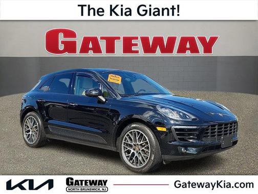 2018 Porsche Macan Sport Edition