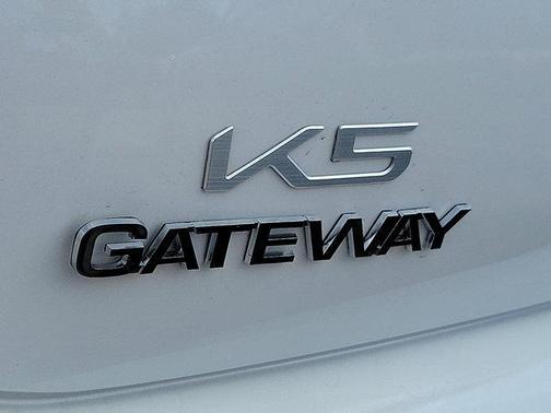 2025 Kia K5 EX