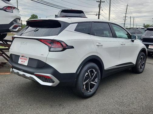 2025 Kia Sportage Hybrid LX