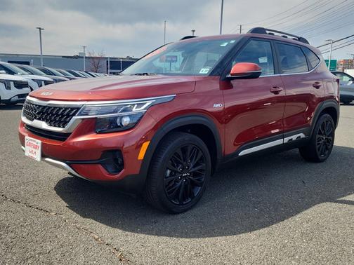 2023 Kia Seltos Nightfall