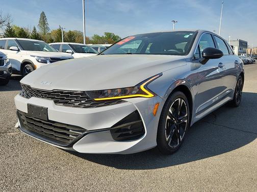 2022 Kia K5 GT-Line