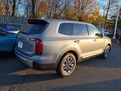 2025 Kia Telluride LX