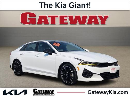 White Pearl 2024 Kia K5 GT-Line