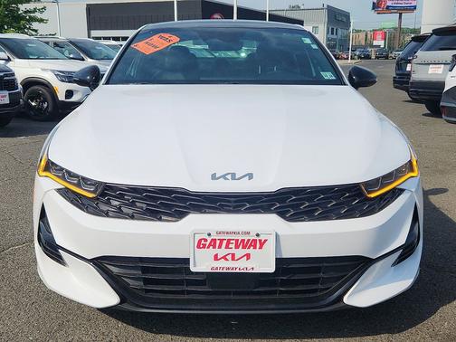 White Pearl 2024 Kia K5 GT-Line