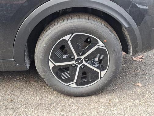 2025 Kia Niro EX