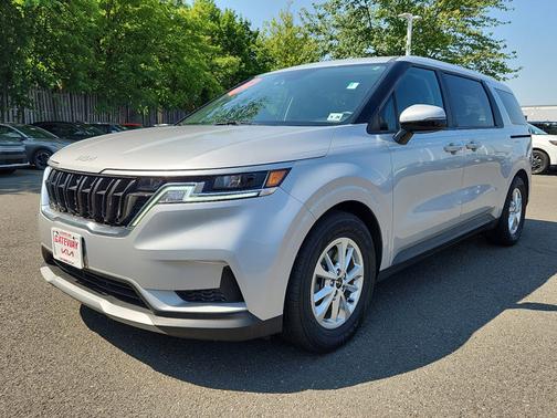 2022 Kia Carnival LXS