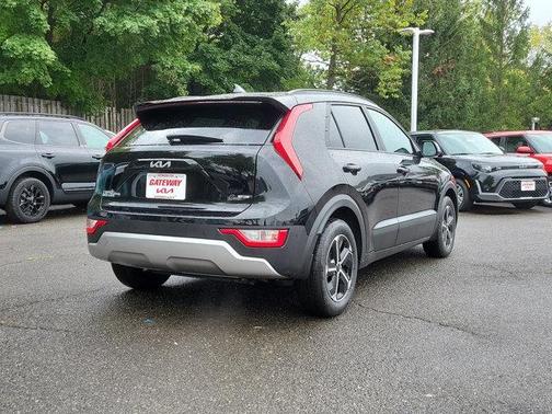 2025 Kia Niro EX