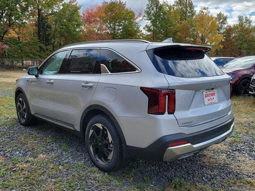 2025 Kia Sorento Plug-In Hybrid EX