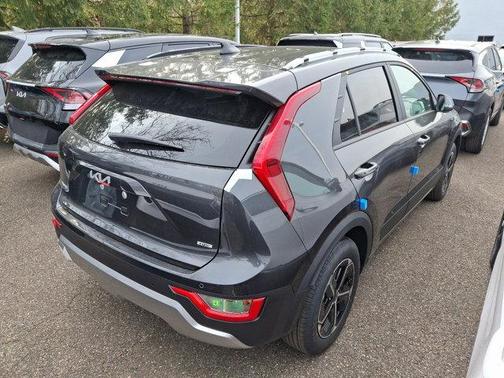 2025 Kia Niro EX