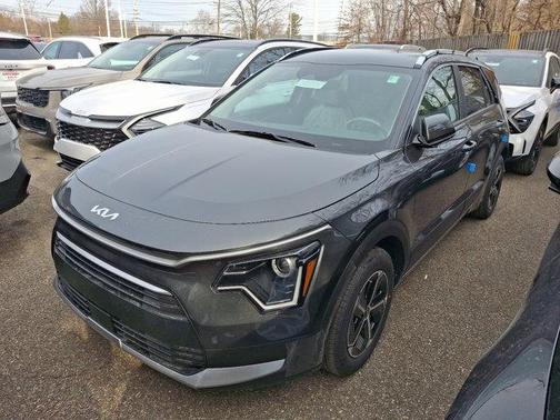 2025 Kia Niro EX