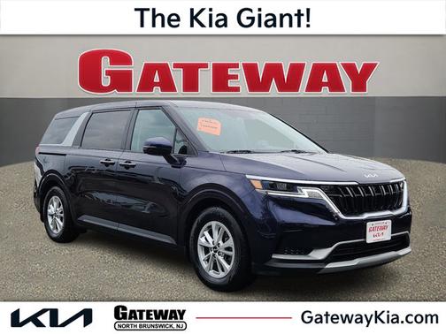 2022 Kia Carnival LXS