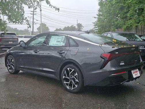 2026 Kia K5 EX