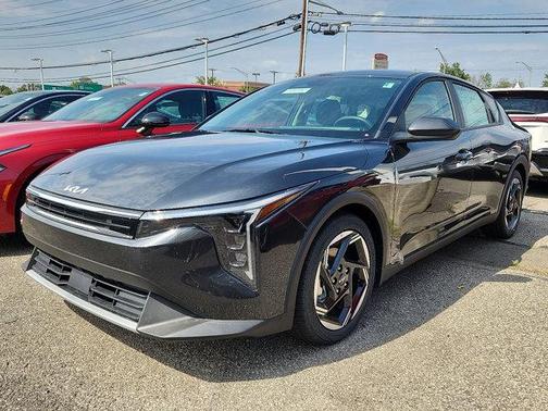 2025 Kia K4 EX