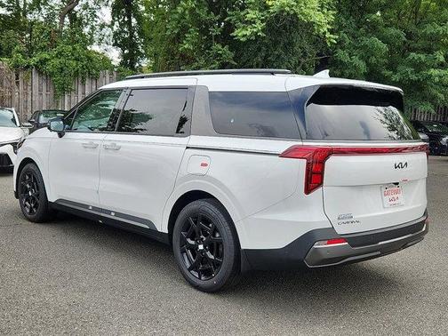 2026 Kia Carnival SX