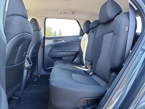 2026 Kia Sportage Hybrid S