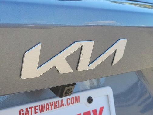 2025 Kia Sorento LX