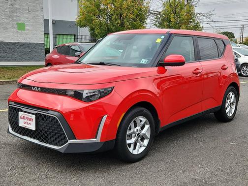 2023 Kia Soul LX