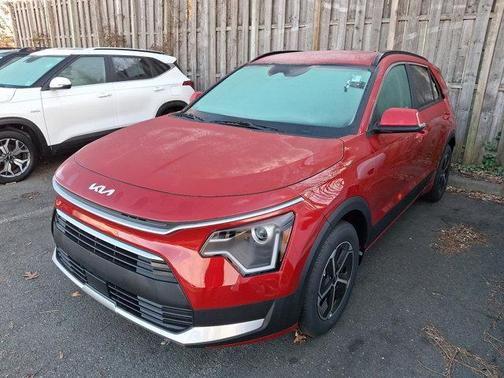 2025 Kia Niro EX