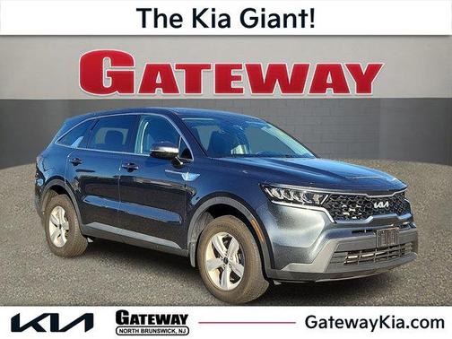 2022 Kia Sorento LX