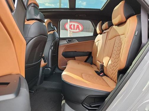 2026 Kia Sportage Plug-In Hybrid X-Line