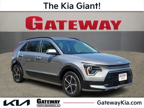 2023 Kia Niro SX