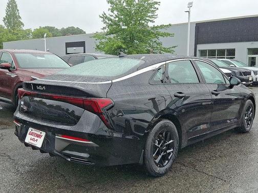 2026 Kia K5 LXS