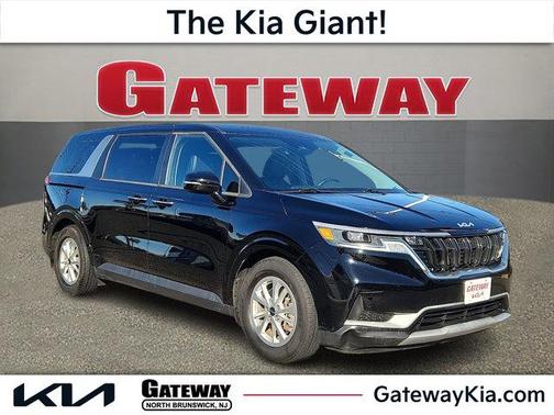 2022 Kia Carnival LXS