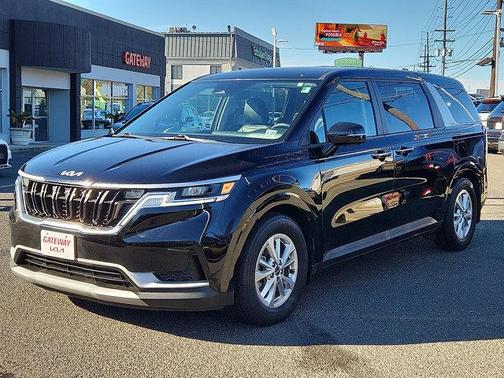 2022 Kia Carnival LXS