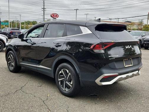 2023 Kia Sportage Hybrid LX
