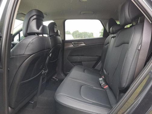 2025 Kia Sportage Hybrid EX