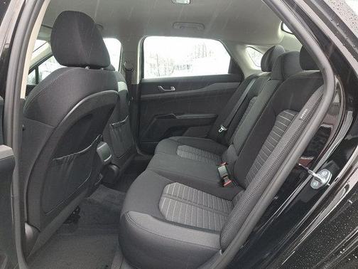 2026 Kia K5 LXS
