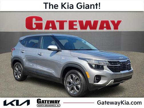 2025 Kia Seltos LX