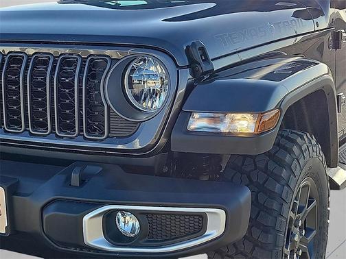 2026 Jeep Gladiator Texas Trail