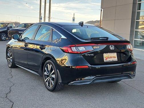2022 Honda Civic EX-L