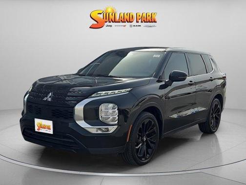 2023 Mitsubishi Outlander SE Black Edition