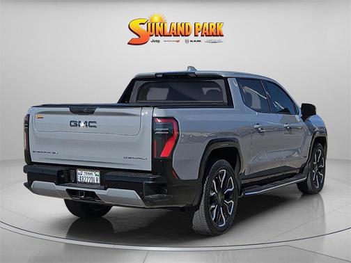 2024 GMC Sierra EV Denali