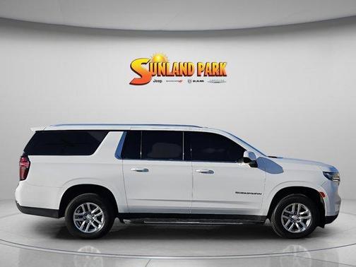 Summit White 2023 Chevrolet Suburban LT