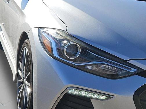 2018 Hyundai ELANTRA Sport