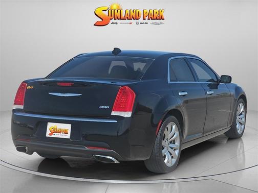 2018 Chrysler 300 Limited