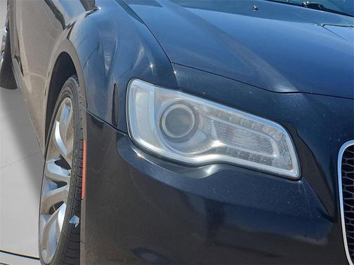 2018 Chrysler 300 Limited